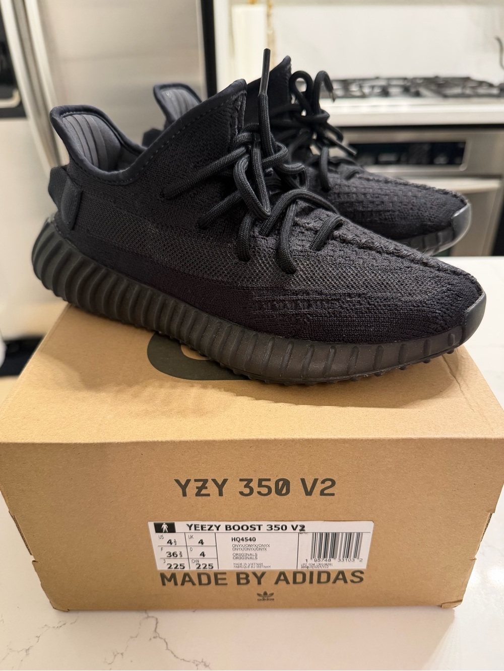Adidas Yeezy Boost 350 V2 Onyx Sneakers - Black